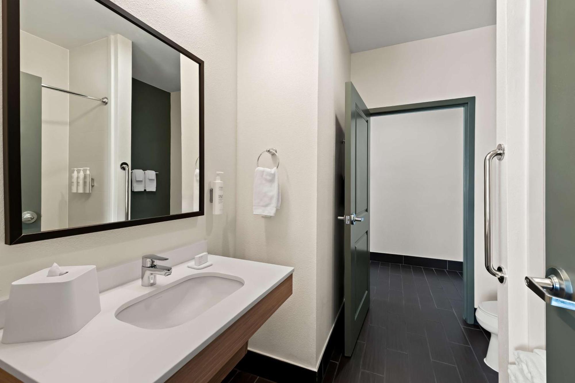 Spark By Hilton Little Rock West Екстер'єр фото